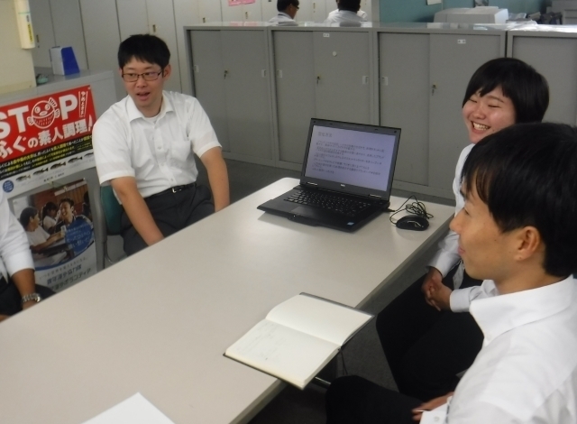 1発表中.jpg