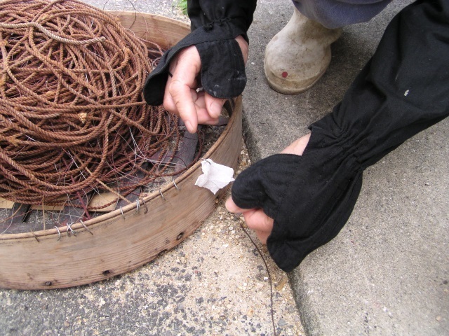 3たい延なわの餌.jpg
