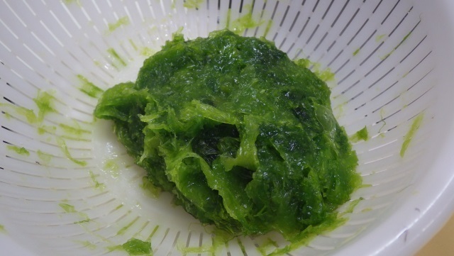 3ヒトエグサ軽く絞る.jpg