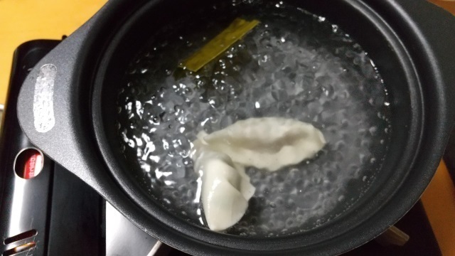 ⑧鍋に投入.JPG
