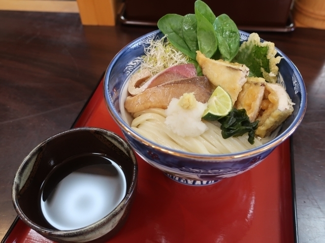 まるたつうどん.jpg