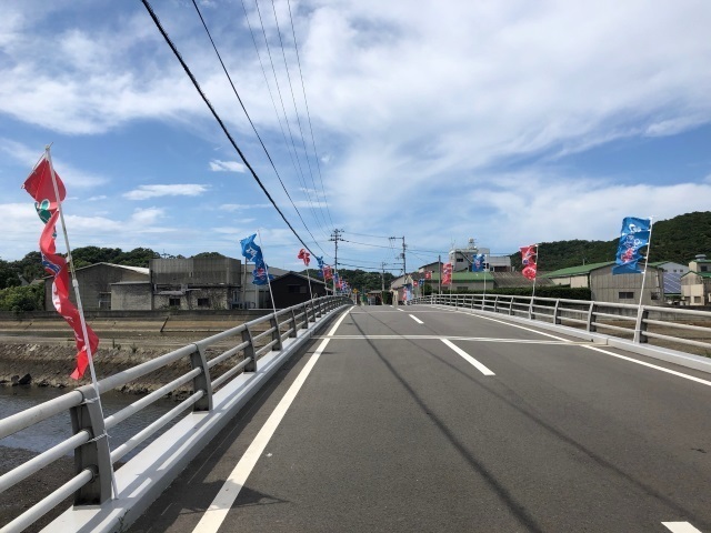 1のぼりがたくさん.jpg